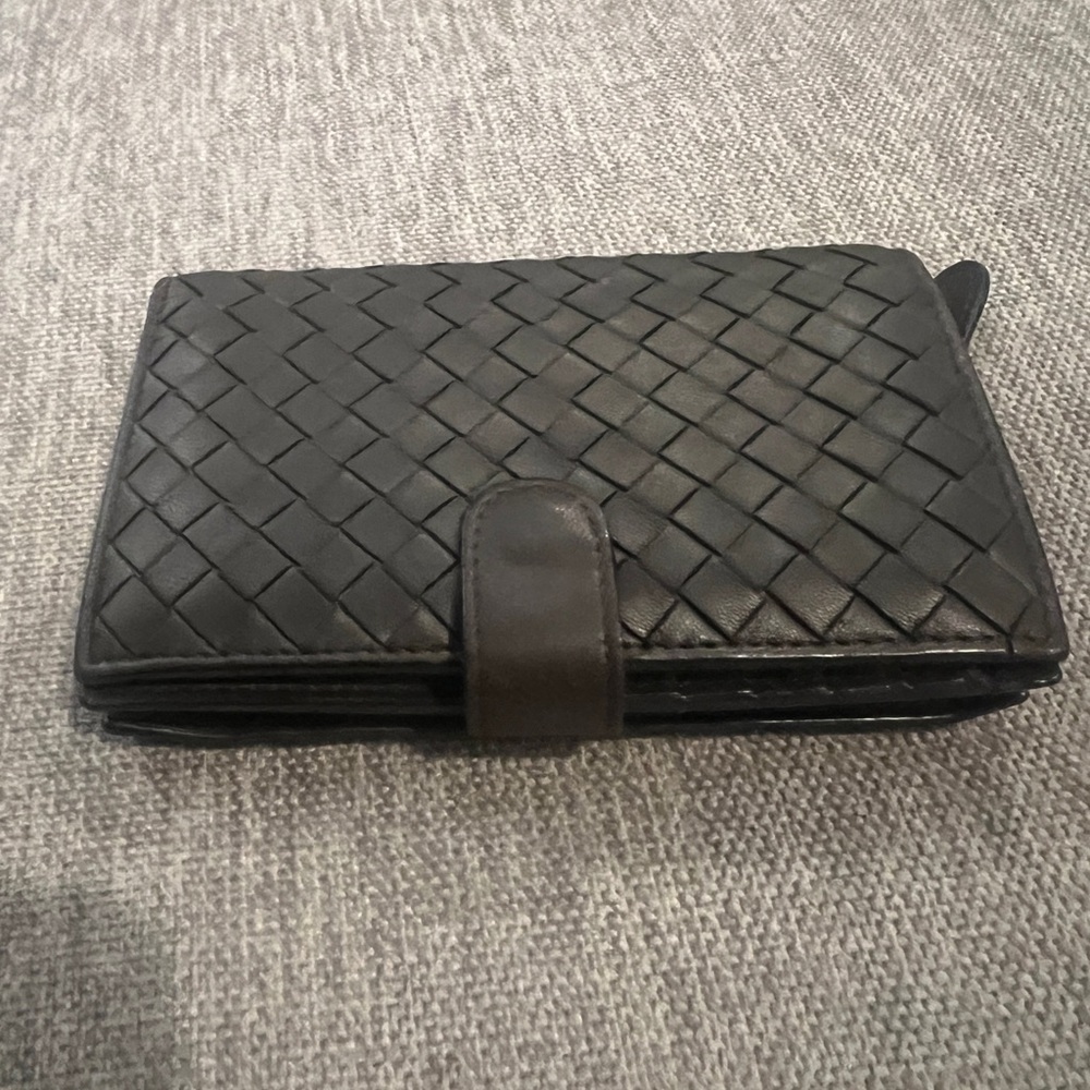 Bottega Veneta Black Intrecciato Brown Wallet - Picture 7 of 11